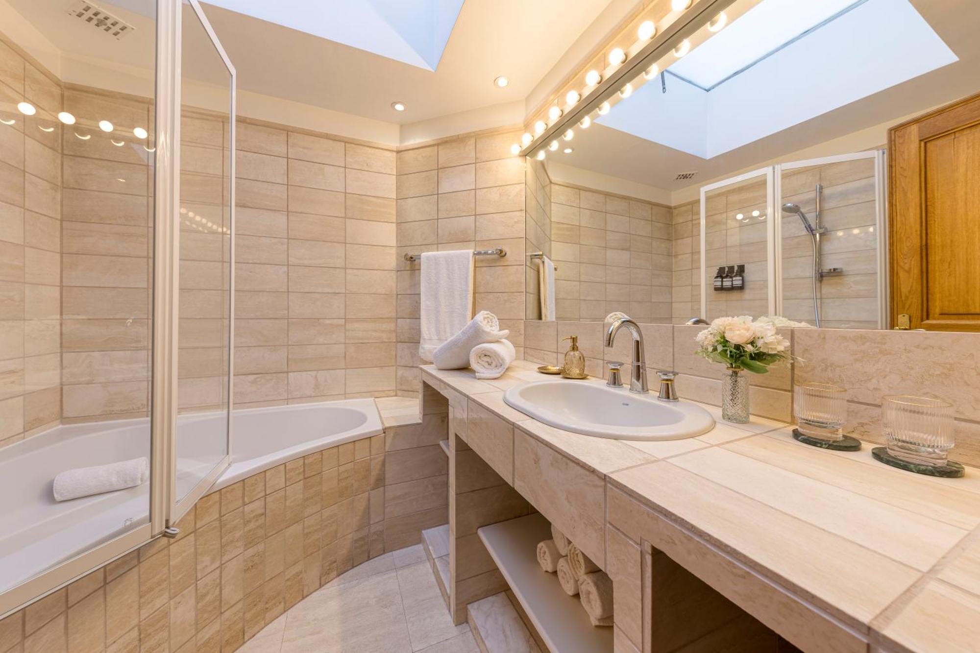 Chic Penthouse Grand-Place Bruksela Zewnętrze zdjęcie